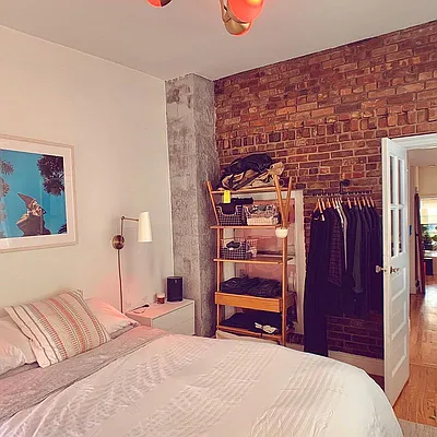 Rented by Dream Space Realty | media 9