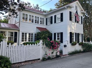 3 Greenhill St, Charleston, SC 29401