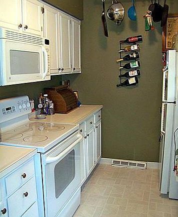 5th image of 38 E Carriage Dr #38
