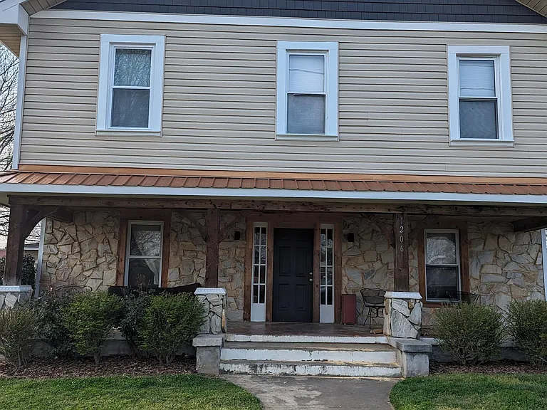1206 S Salisbury St #G — Photo 12
