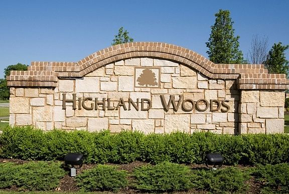 3rd image of 3611 Wetlands Dr