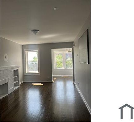 2nd image of 3444 W Grenshaw St APT 3