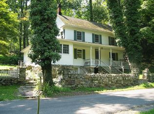 18 Longview Rd, Lebanon, NJ 08833