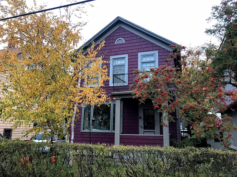 1036 S Lake Ave — Photo 1