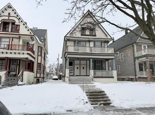 3206 W McKinley Blvd, Milwaukee, WI 53208