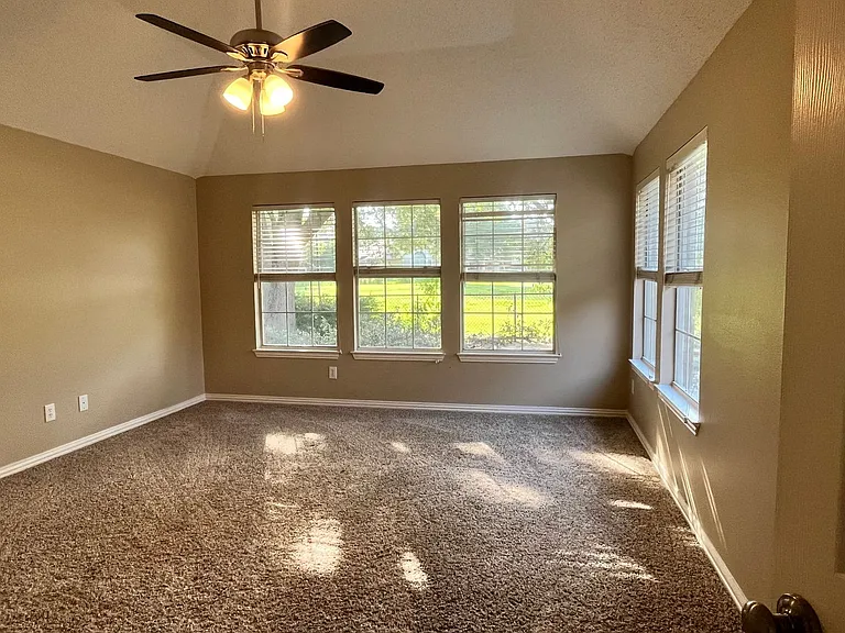 5605 Belle Chasse Ln — Photo 23