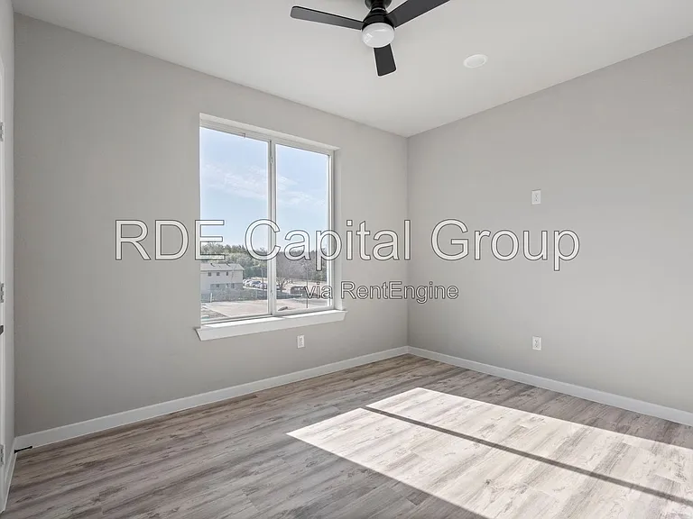 948 S Corinth Street Rd #1 — Photo 15
