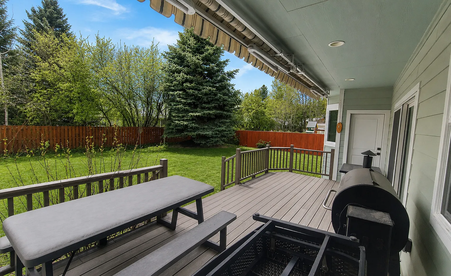 3 bed, 2.5 bath, 2408 sqft, $3,900 — Photo 4
