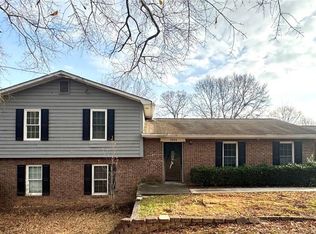 2554 Brocklin Dr, Grayson, GA 30017