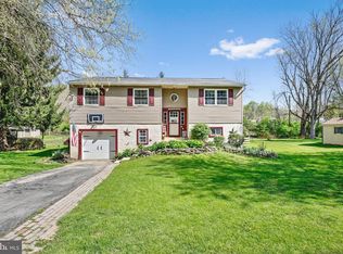 11 Glen Ridge Dr, Downingtown, PA 19335