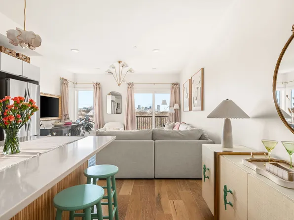 400 Herron Dr #205, Nashville, TN 37201