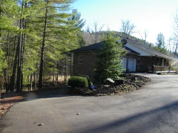 2510 Loretta Ln, Morganton, NC 28655