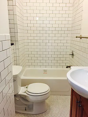 Rented by LJ Sloane Management | media 52