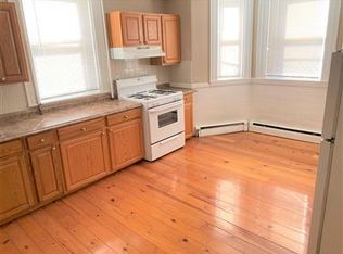 225 Broadway #4, Cambridge, MA 02139