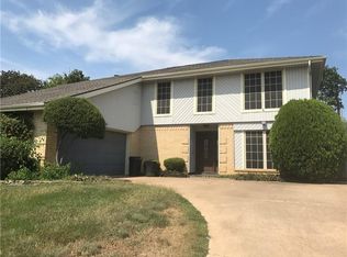 101 Springridge Ln, Euless, TX 76039