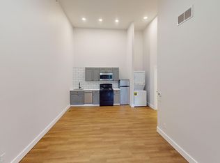 230 S Holmes St #4, Lansing, MI 48912