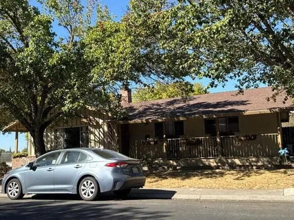 1033 Durant St, Modesto, CA 95350