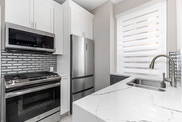 Rented by Douglas Elliman | media 16