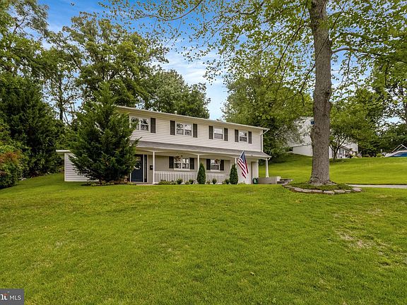 4th image of 6612 Cottonwood Dr