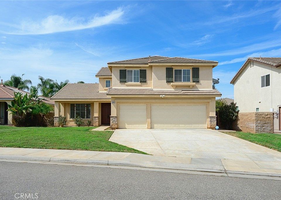 1st image of 25868 Boulder Rock Pl