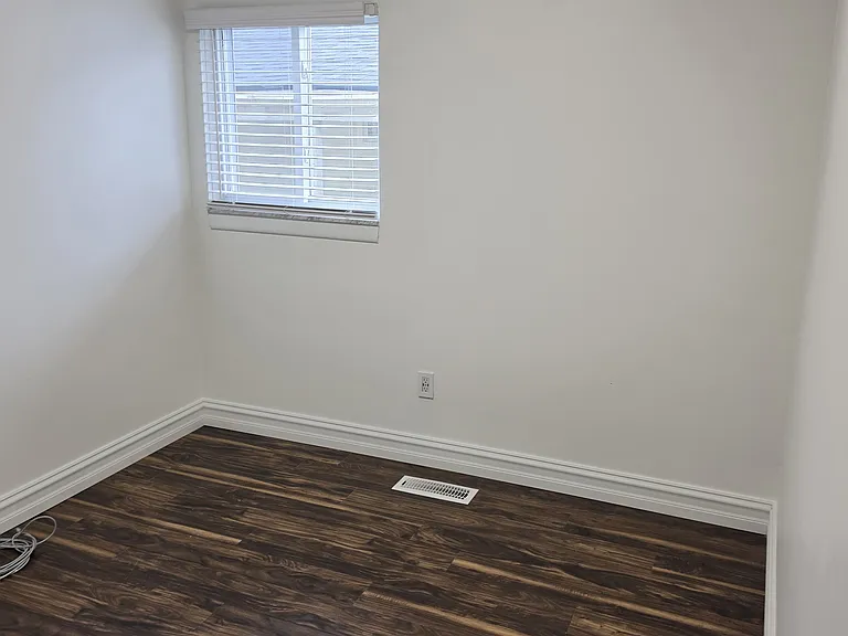 8533 Nancy Ave — Photo 11