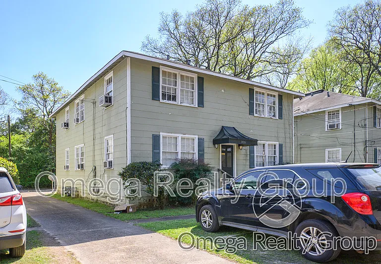 1026 Pershing St #C — Photo 1
