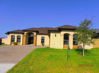 216 Michoacan Loop, Laredo, TX 78045