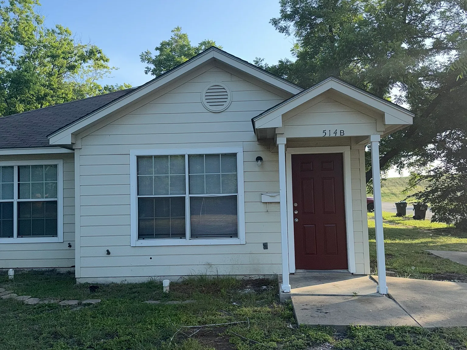 1 bed, 560 sqft, $550 — Photo 1