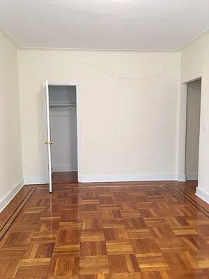 Rented by New Age Realty Group | media 14