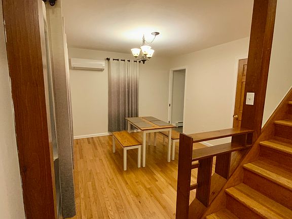 3rd image of 47 Avery Ave
