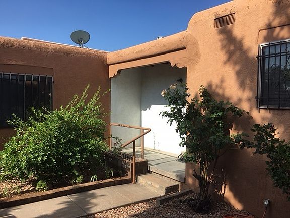 3rd image of 2076 Placita De Vida