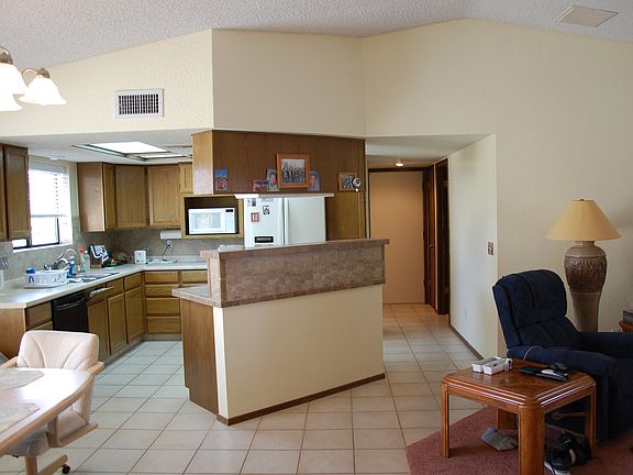 4th image of 3335 Yaqui Dr