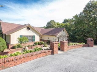 8122 Falcon Pl, Rogers, AR 72756