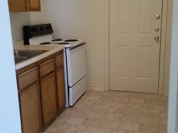 5573 Fowler Dr, Bryan, TX 77807
