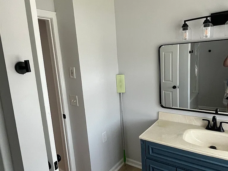 31 Ives St — Photo 16