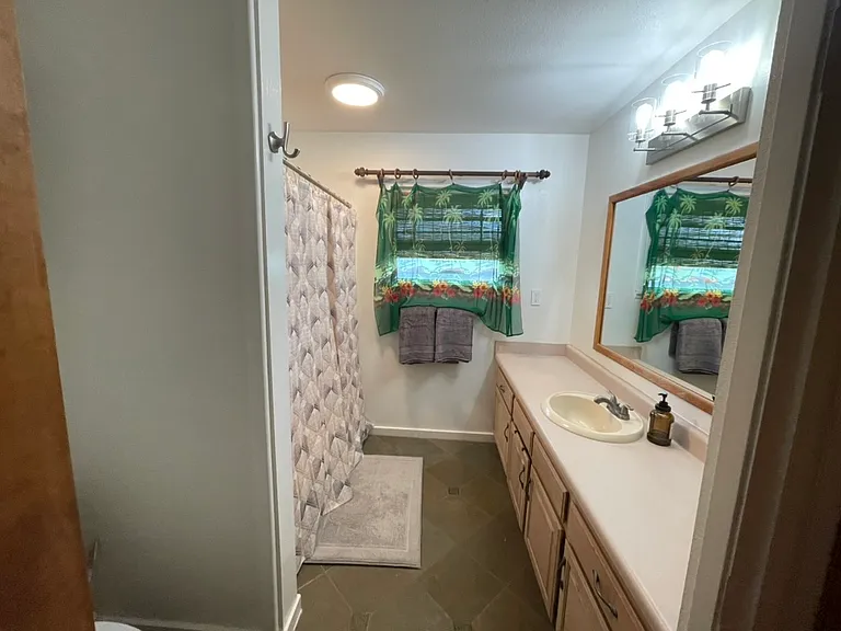 4928 Aliali Rd — Photo 29