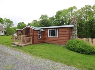 88 Brickhouse Rd, Stillwater, NY 12170