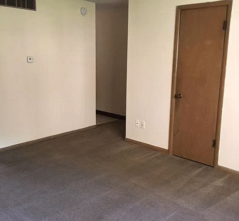 4th image of 90 E 14th Ave #2123139