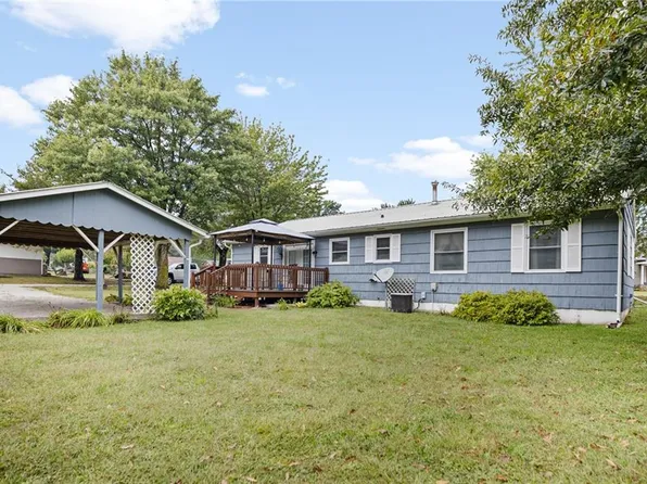 1720 E 7th St, Trenton, MO 64683