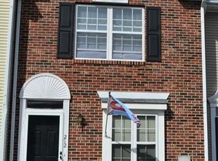 212 Fieldstone Ln, Newark, DE 19702