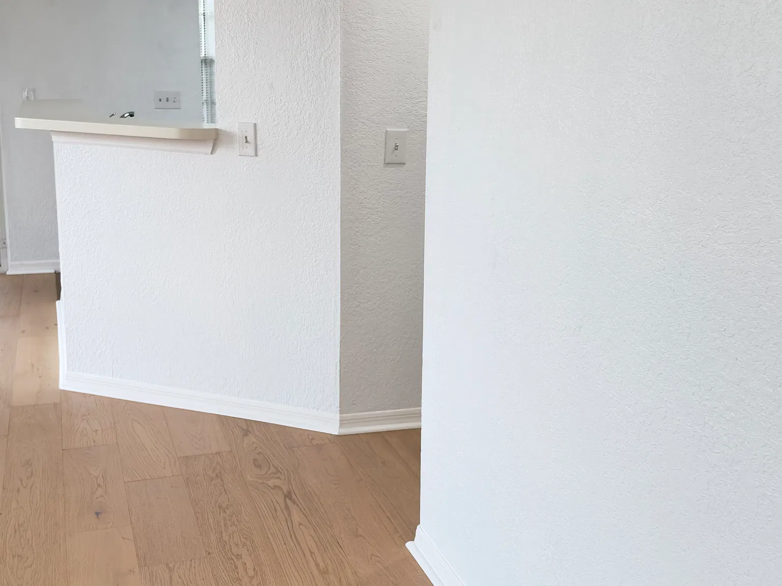 3 bed, 1365 sqft, $2,100 — Photo 3