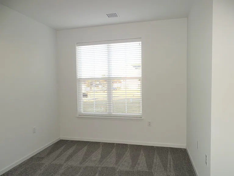 Park West Apartments — Photo 55
