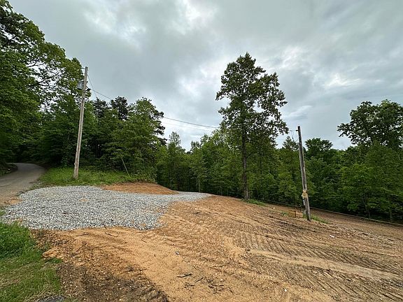 3rd image of 245 McConnell Branch Rd