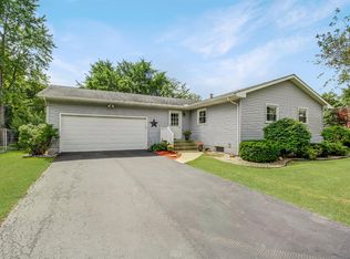 1310 Driftwood Dr, Lowell, IN 46356