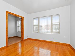 3014 W 63rd St APT 204, Chicago, IL 60629