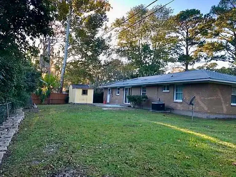 37 Port Royal Dr — Photo 18