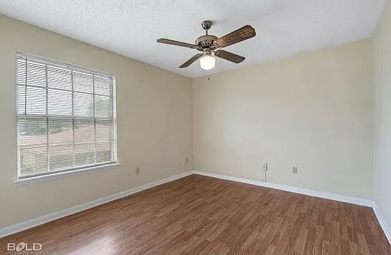121 Carriage Square Dr — Photo 12