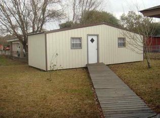 2820 Smith St, Orange, TX 77630