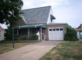 703 Clearview Dr, Dravosburg, PA 15034