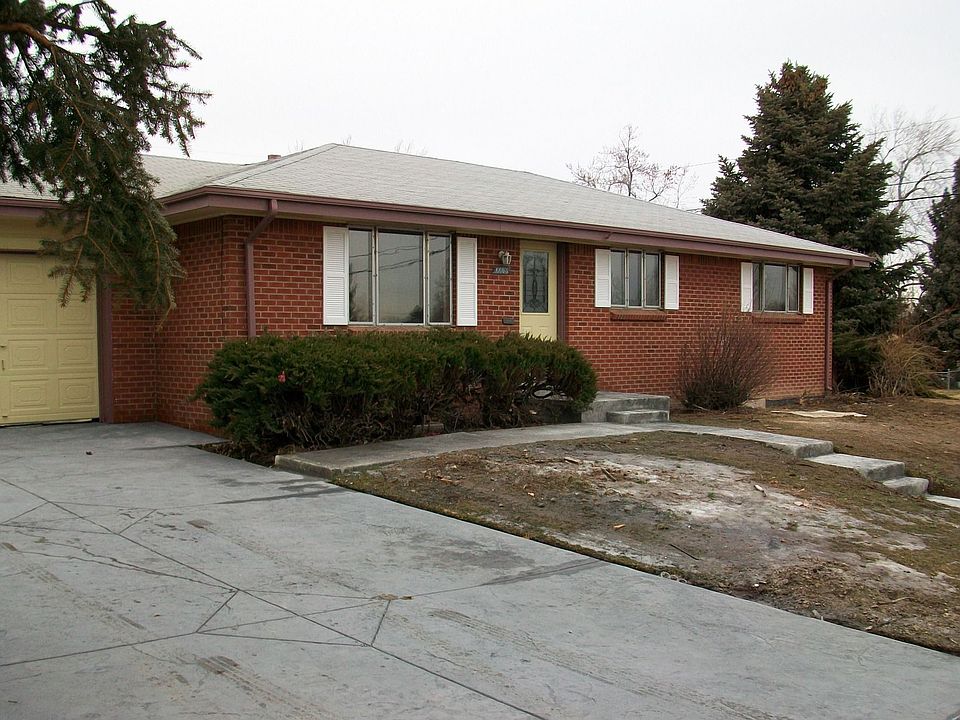 6603 S Grant Front